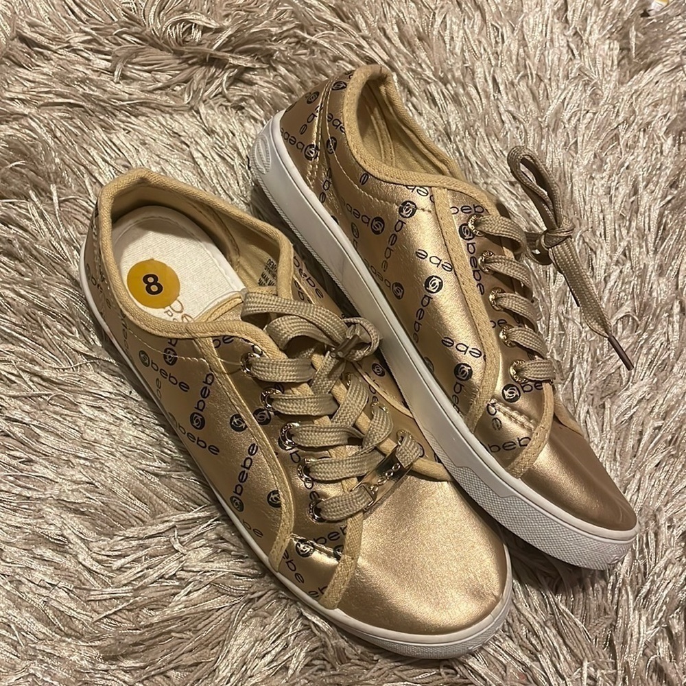 BEBE Gold Low Top Fashion‎ Sneakers sz 8